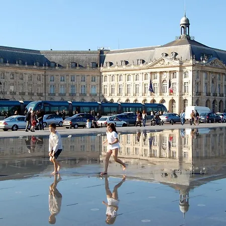 Logement Independant Sur Jardin, Hopital Pellegrin Bordeaux